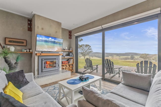 222 Cranfield Road Chatham Valley NSW 2787 222 Cranfield Road Chatham Valley NSW 2787