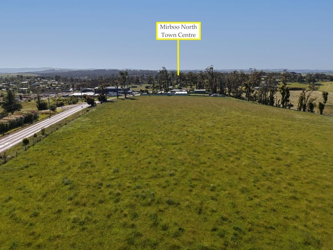 2/3235 Strzelecki Highway Mirboo North VIC 3871 2/3235 Strzelecki Highway Mirboo North VIC 3871