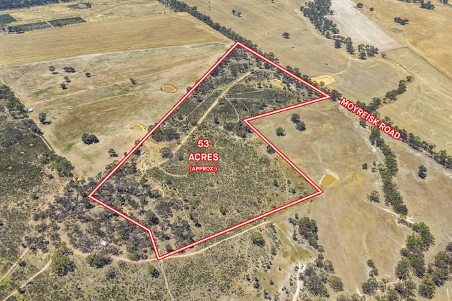 Level CA 26/ Moyreisk Road Redbank VIC 3477 Level CA 26/ Moyreisk Road Redbank VIC 3477