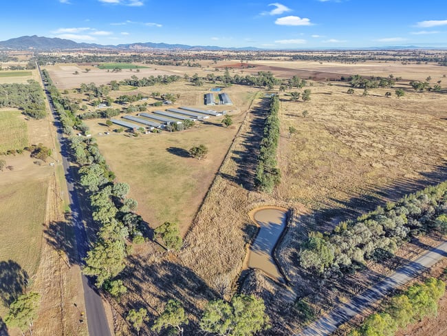 231 Duri-Dungowan Road Duri NSW 2344 231 Duri-Dungowan Road Duri NSW 2344
