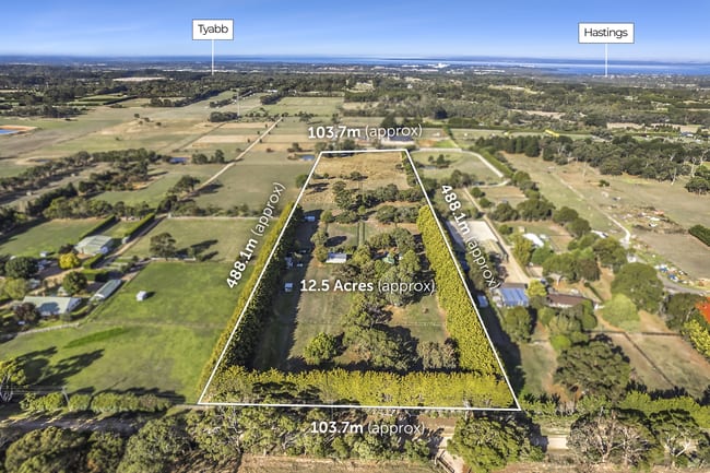 1064 Stumpy Gully Road Moorooduc VIC 3933