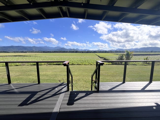 Pinnacle QLD 4741