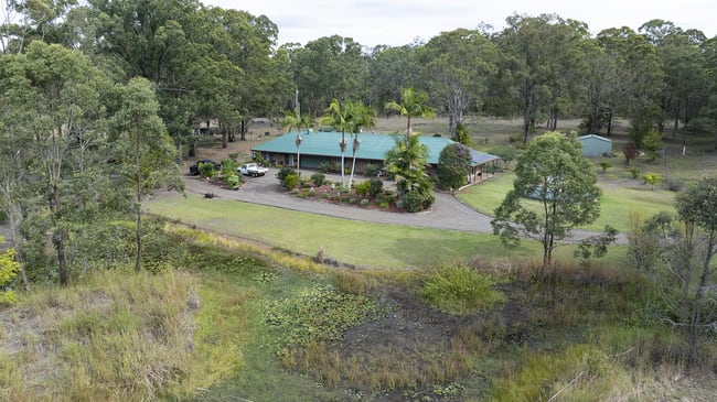 20 Pitt Wharf Road Coolongolook NSW 2423 20 Pitt Wharf Road Coolongolook NSW 2423