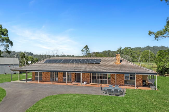 372 Earls Road Yarragon South VIC 3823 372 Earls Road Yarragon South VIC 3823
