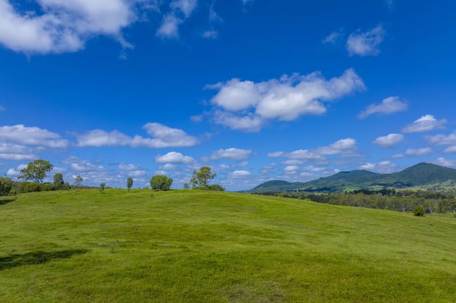 5608 Bruce Highway Tiaro QLD 4650 5608 Bruce Highway Tiaro QLD 4650