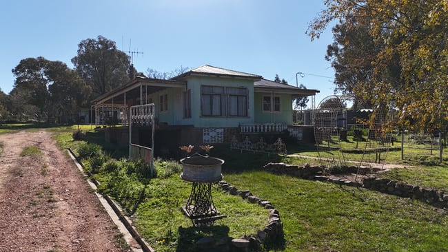 1039 Staircase Road Mandagery NSW 2870 1039 Staircase Road Mandagery NSW 2870