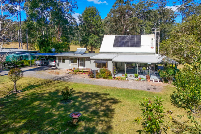 704 Smiths Creek Road Kundabung NSW 2441 704 Smiths Creek Road Kundabung NSW 2441