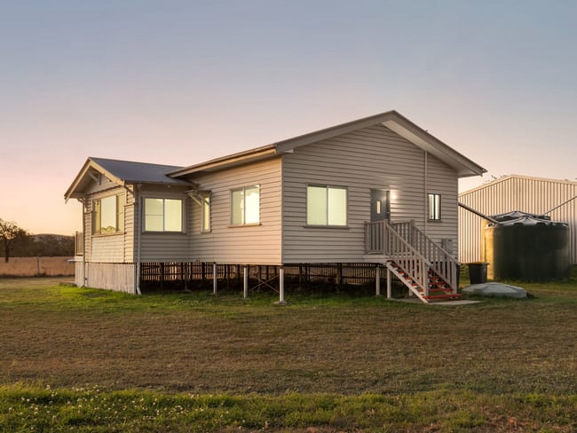 290 Reillys Road Rosewood QLD 4340 290 Reillys Road Rosewood QLD 4340
