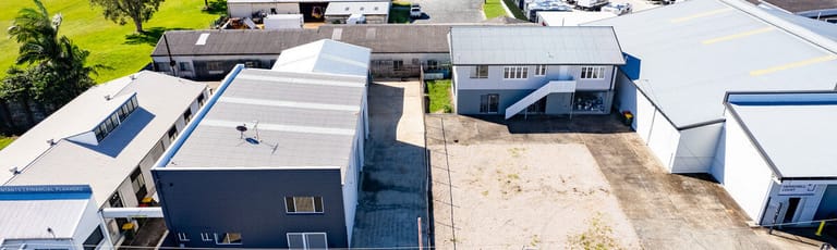 Showrooms / Bulky Goods commercial property for lease at Redcliffe QLD 4020