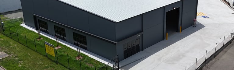 Showrooms / Bulky Goods commercial property for lease at 35 Racecourse Road Rutherford NSW 2320