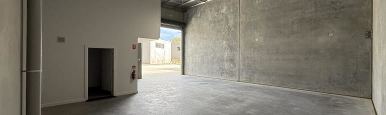Factory, Warehouse & Industrial commercial property for lease at Unit 5/17 Norfolk Avenue South Nowra NSW 2541