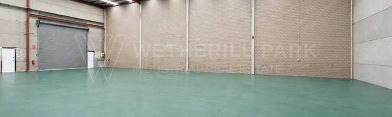 Factory, Warehouse & Industrial commercial property for lease at Smithfield NSW 2164