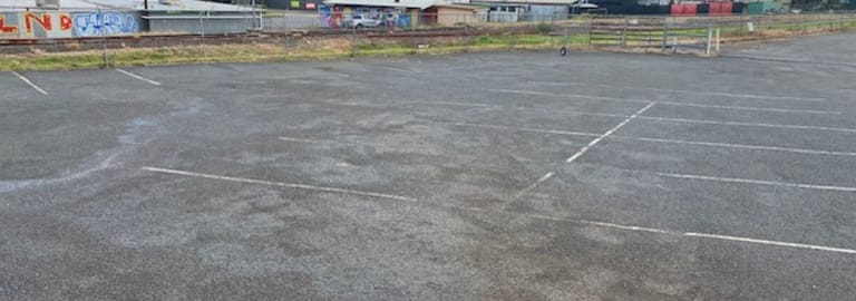 Offices commercial property for lease at 397 South Street Harristown QLD 4350