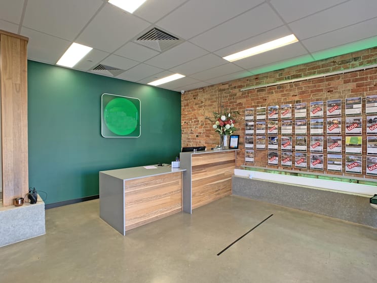 Click to view all images 326 Sturt Street Ballarat Central VIC 3350 - Image 3