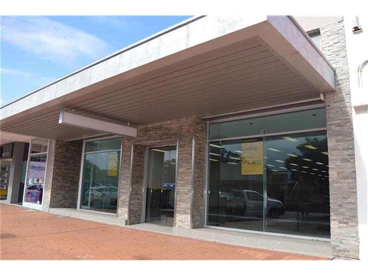 Click to view all images 18 William Street Raymond Terrace NSW 2324 - Image 1