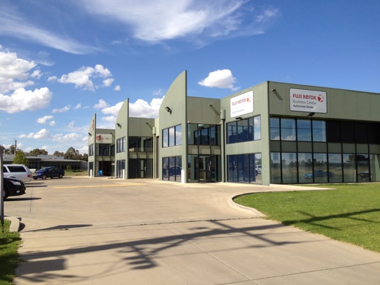 Click to view all images 7 Ball Place Wagga Wagga NSW 2650 - Image 1