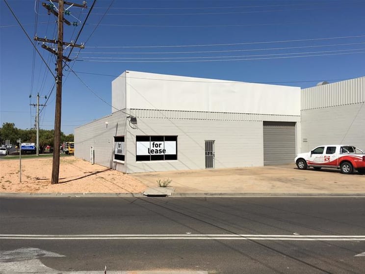 Click to view all images 1 Ninth Street Mildura VIC 3500 - Image 1