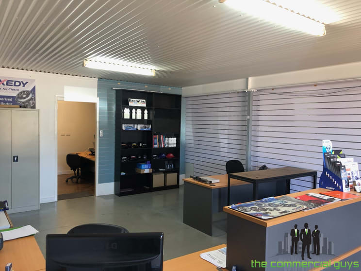 Click to view all images 2/13-15 Brewers Street Burpengary QLD 4505 - Image 3