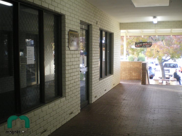 Click to view all images 3/7095 Great Eastern Highway Mundaring WA 6073 - Image 3