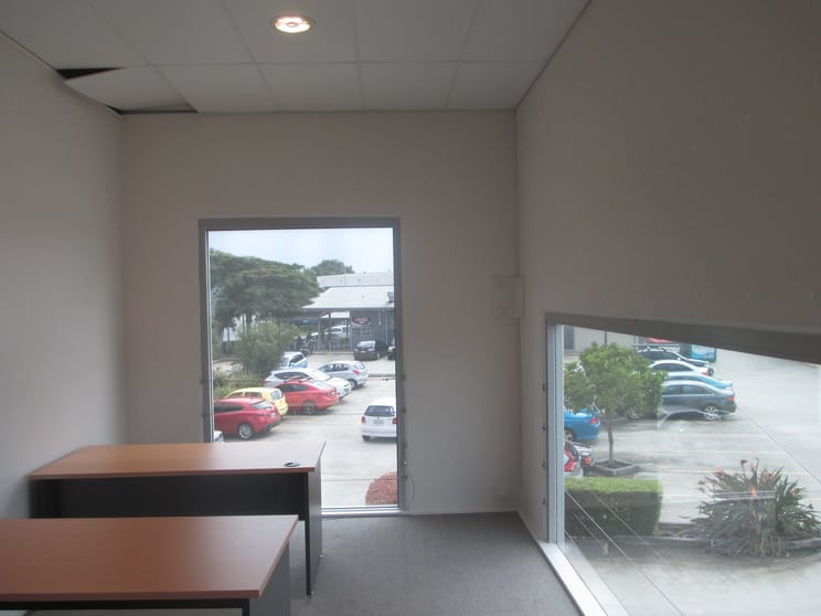 Click to view all images 1/11 Buchanan Road Banyo QLD 4014 - Image 3