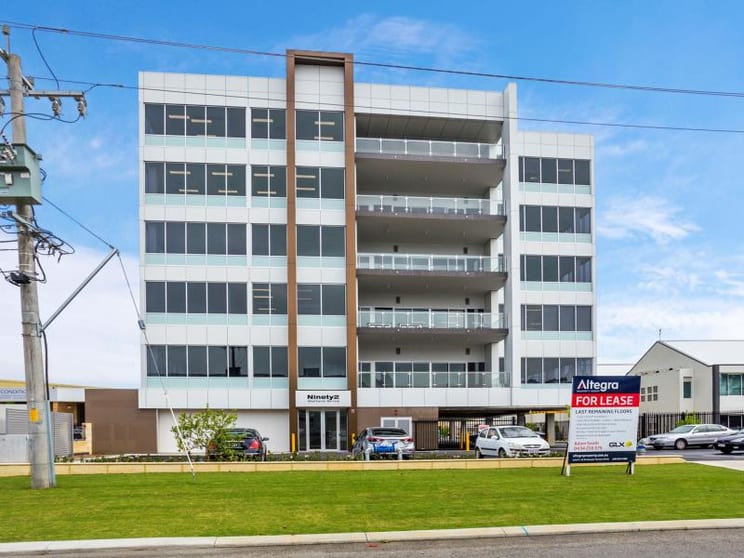 Click to view all images Ground Shop 1/92 Walters Drive Osborne Park WA 6017 - Image 3