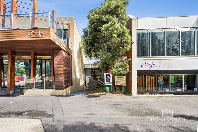Click to view all images 22 Commercial Place Eltham VIC 3095 - Image 2