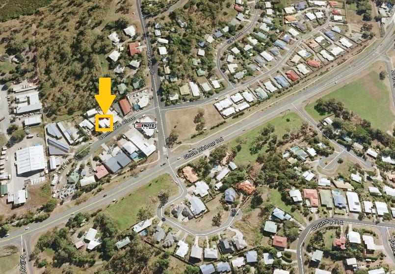 Click to view all images 8b Commerce Close Cannonvale QLD 4802 - Image 3