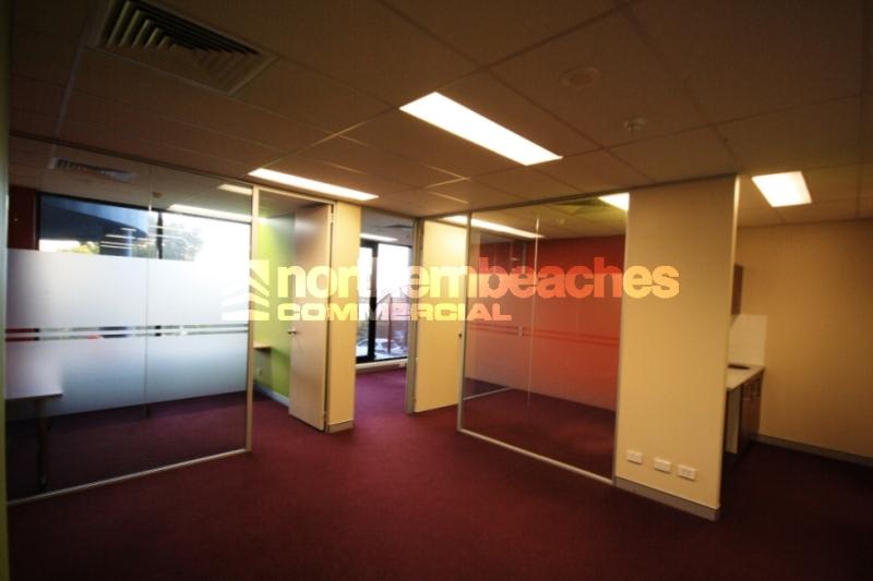 Click to view all images Belrose NSW 2085 - Image 2