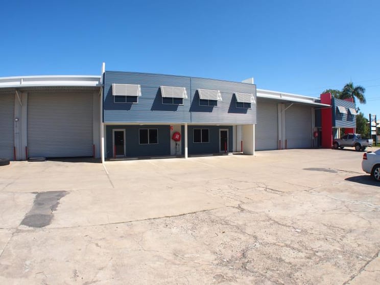 Click to view all images 31 Park Street Park Avenue QLD 4701 - Image 2
