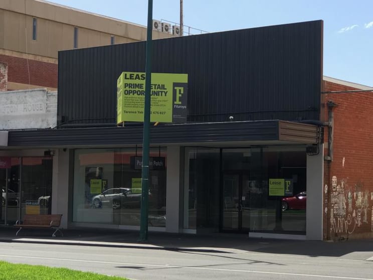 Click to view all images 19 Mitchell Street Bendigo VIC 3550 - Image 2