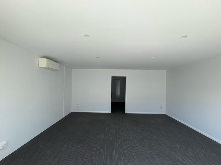Click to view all images 10/48 Industrial Drive Coffs Harbour NSW 2450 - Image 2