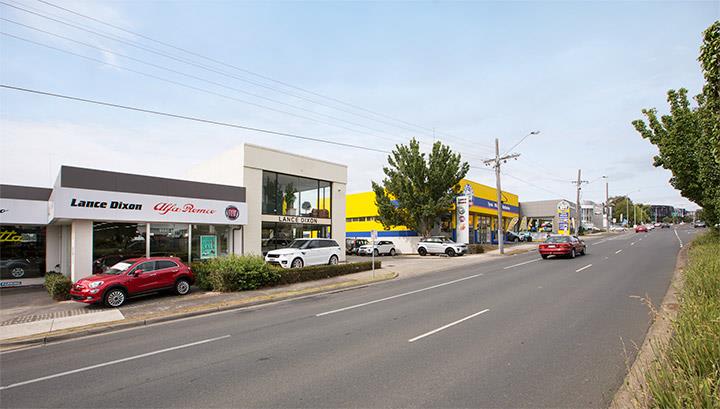 Click to view all images 565 Doncaster Road Doncaster VIC 3108 - Image 3