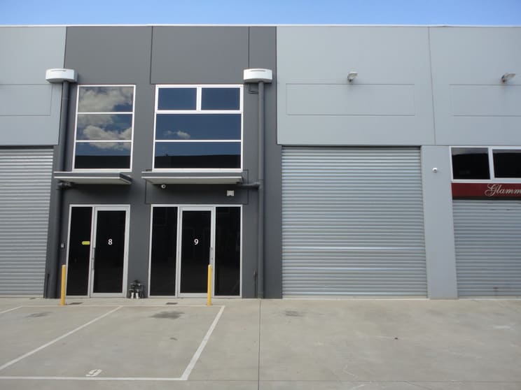 Click to view all images 9/88 Wirraway Drive Port Melbourne VIC 3207 - Image 1