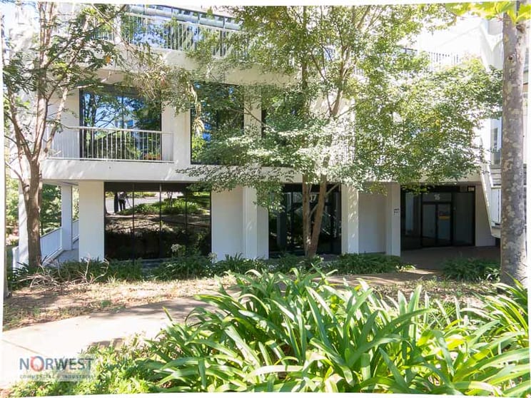 Click to view all images 17/5-7 Inglewood Place Baulkham Hills NSW 2153 - Image 2