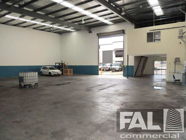 Click to view all images Unit 6/17 Tile Street Wacol QLD 4076 - Image 1