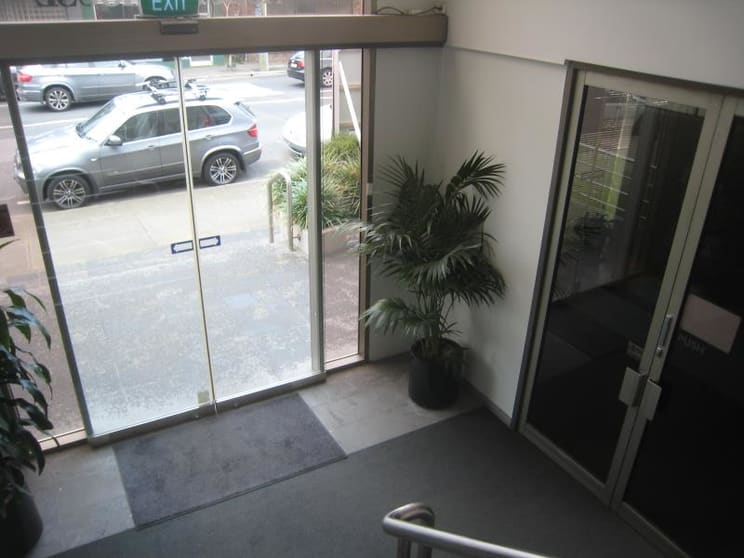 Click to view all images First Floor, 270 Auburn Road Hawthorn VIC 3122 - Image 3