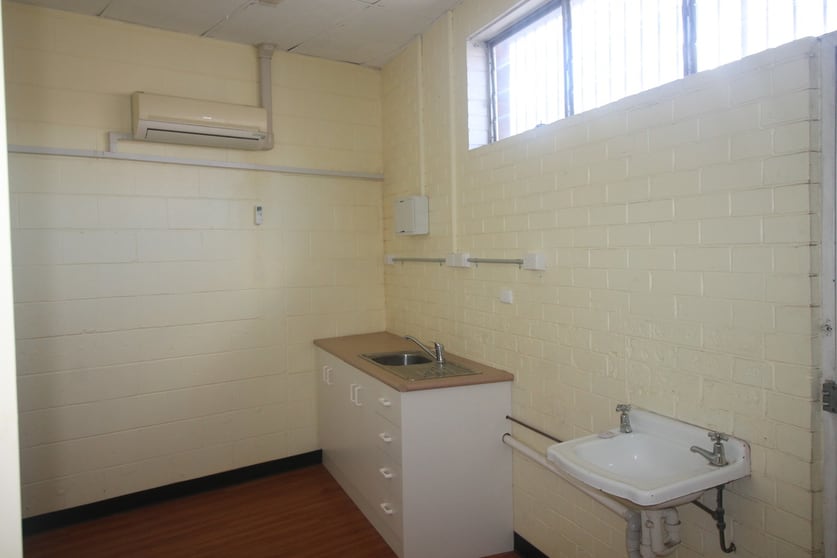 5/16 Mylne Street Toowoomba QLD 4350 - Image 2