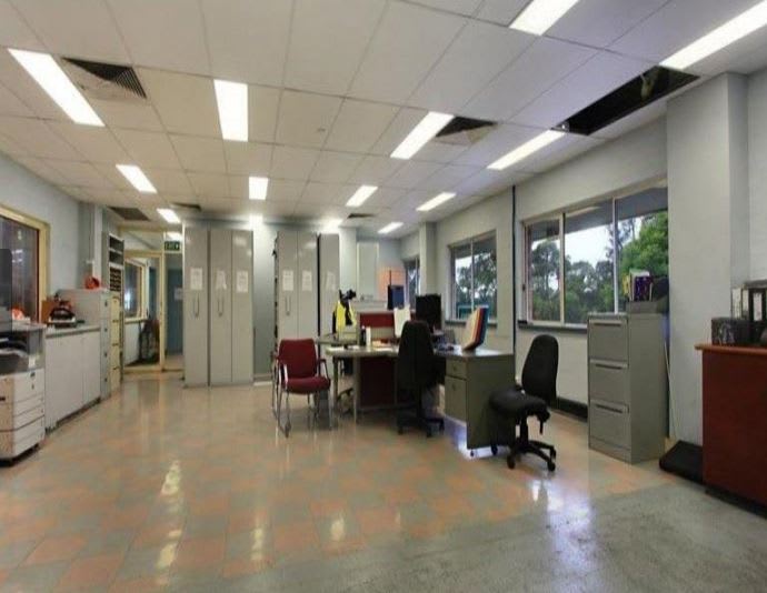 Click to view all images 249 Berkeley Road Unanderra NSW 2526 - Image 3