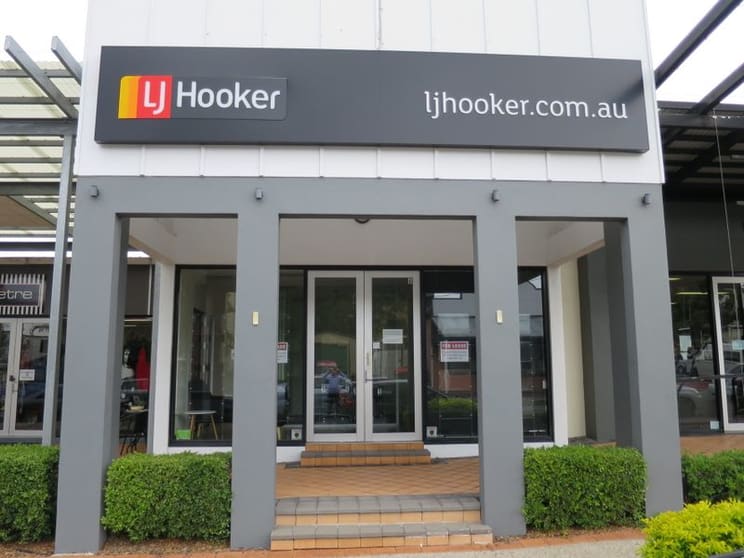 Click to view all images 6/77 Oxford Street Bulimba QLD 4171 - Image 2