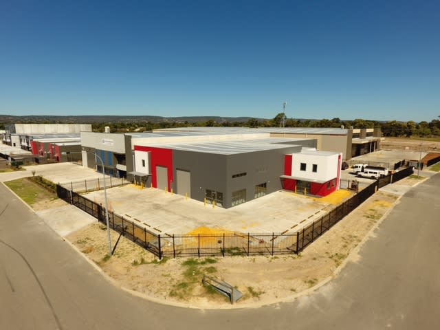 Click to view all images Unit 2/20 Remisko Forrestdale WA 6112 - Image 1