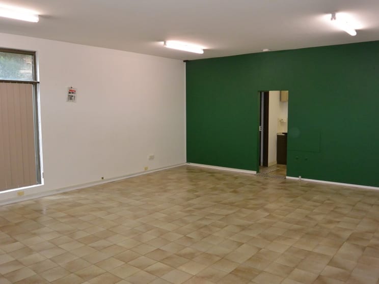 Click to view all images 9/2 Resolution Drive Caringbah NSW 2229 - Image 2