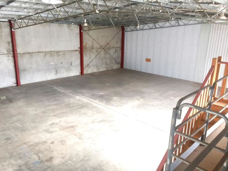 Click to view all images Unit 2/24 Oakdale Road Gateshead NSW 2290 - Image 2