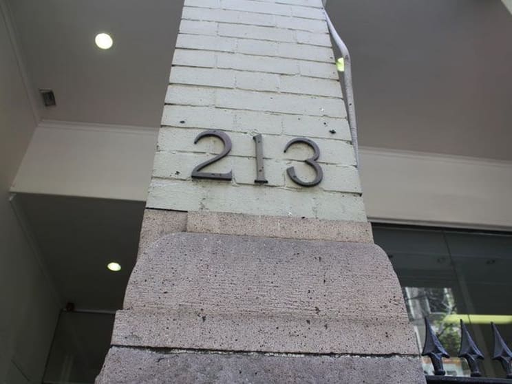 Click to view all images 4/213 Clarence Street Sydney NSW 2000 - Image 2