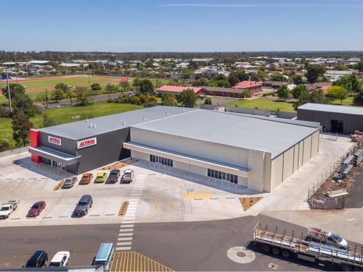 Click to view all images 2/30 Cobbora Road Dubbo NSW 2830 - Image 1