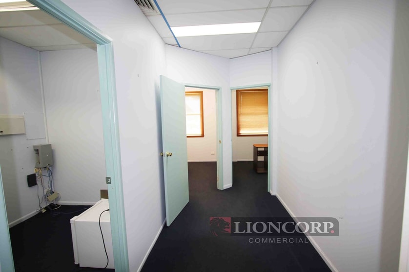 Click to view all images 32/1 Park Road Milton QLD 4064 - Image 2