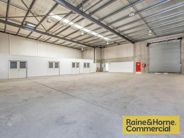 Click to view all images Eagle Farm QLD 4009 - Image 2
