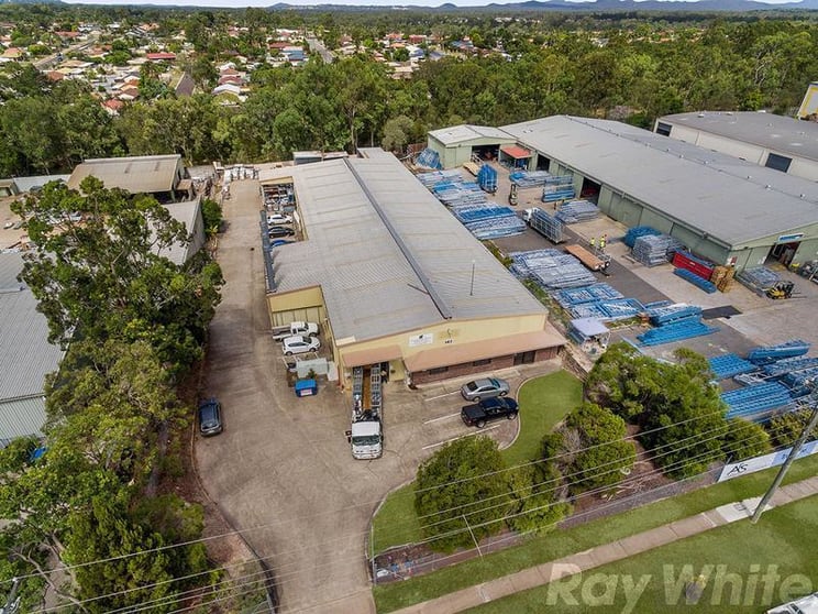 Click to view all images 147 Magnesium Drive Crestmead QLD 4132 - Image 1