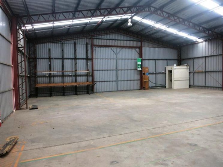 Click to view all images 33-35 Cooper Street Chinchilla QLD 4413 - Image 3