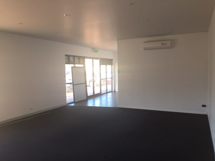 Click to view all images 2/2432 Frankston Flinders Road Bittern VIC 3918 - Image 3