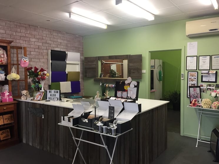 Click to view all images 4 Hopkins Street Greensborough VIC 3088 - Image 2